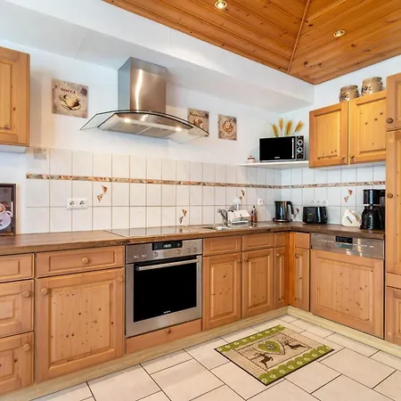 Schwarzwaelder * هورنبرغ